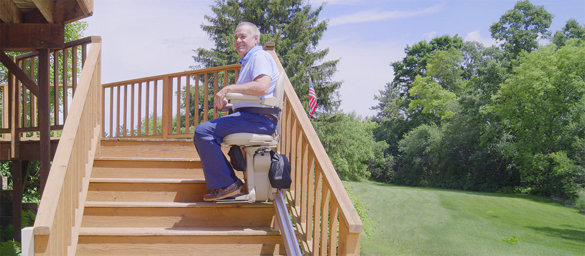 Straight Outdoor Stairlift