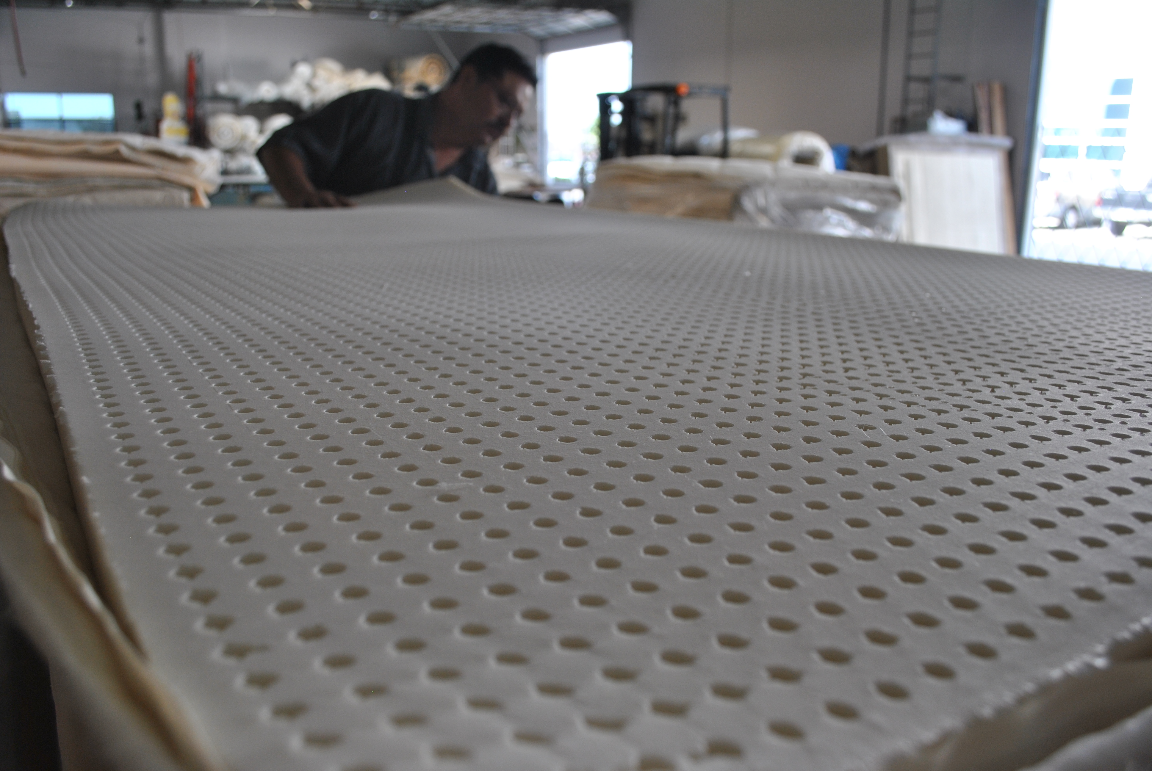 built in zero gravity latex foam mattress pad